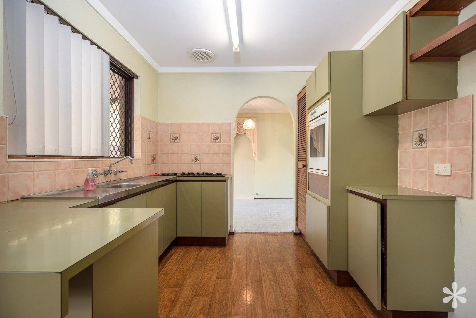 3 bedrooms House in 37 Dalston Crescent KARDINYA WA, 6163