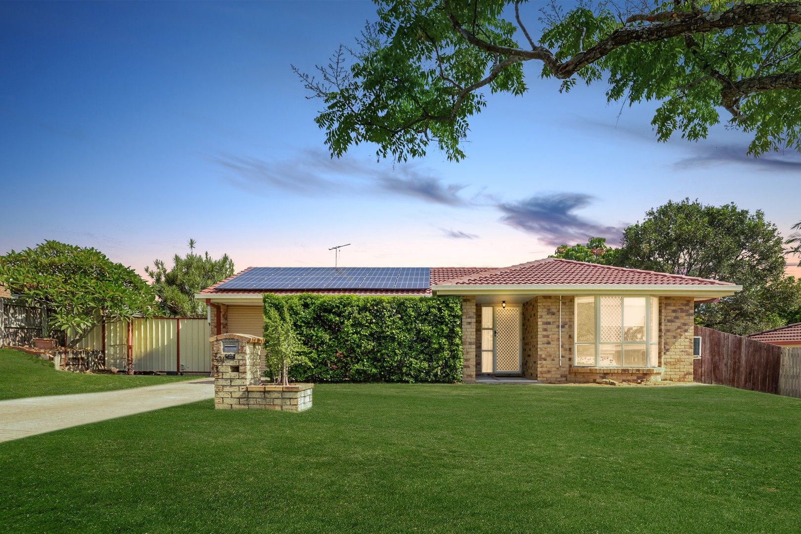 4 bedrooms House in 31 Solandra Circuit REGENTS PARK QLD, 4118