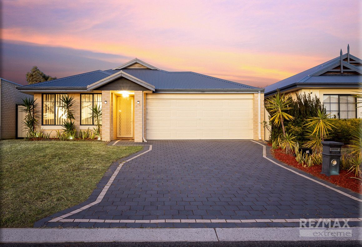 4 bedrooms House in 40 Cherokee Green CLARKSON WA, 6030