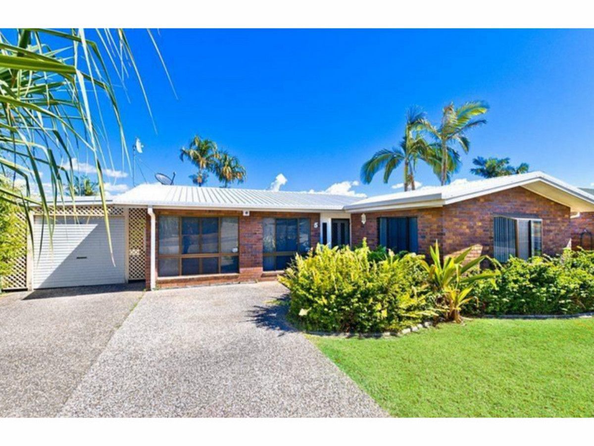 4 bedrooms House in 5 Leeds Avenue KAWANA QLD, 4701