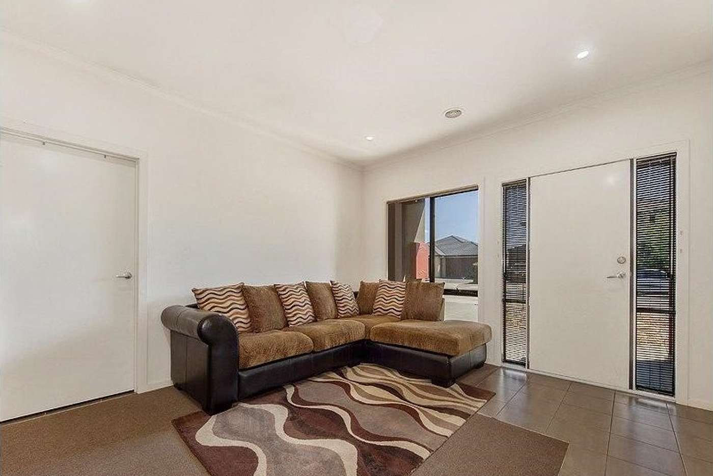 27 Botanical Drive, Caroline Springs VIC 3023, Image 2