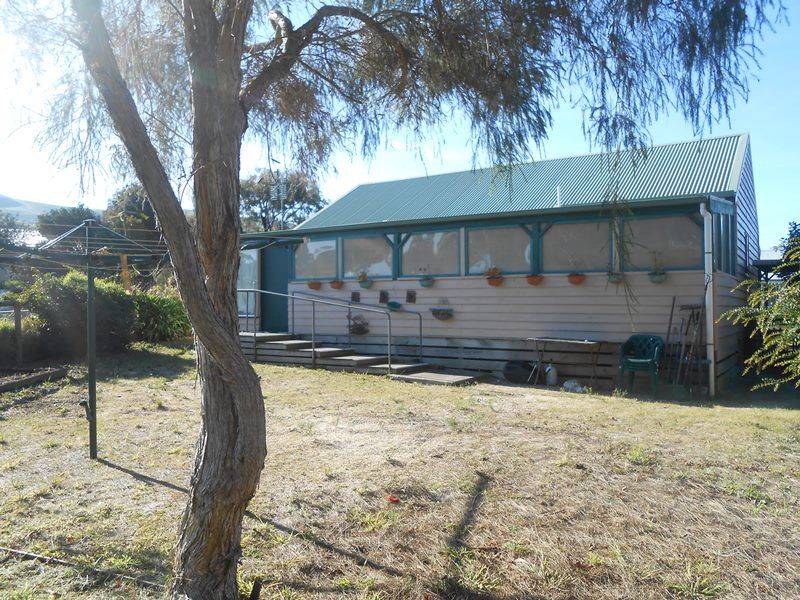 10 Mill St, Toora VIC 3962, Image 2