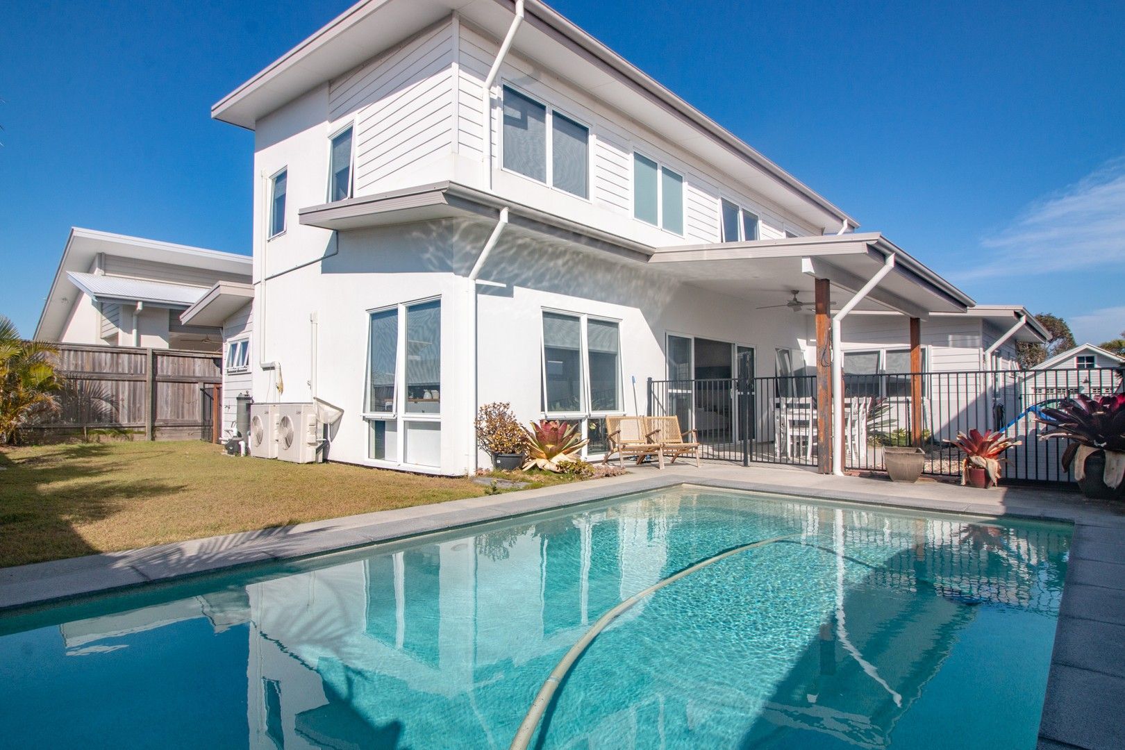 4 bedrooms House in 6 Pavillion Court CASUARINA NSW, 2487