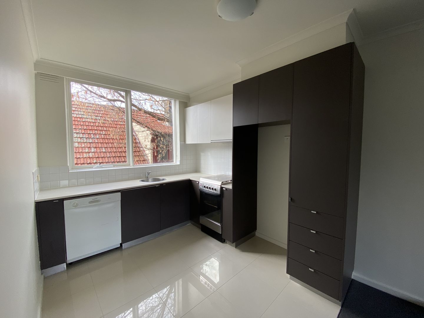 2 bedrooms Apartment / Unit / Flat in 5/42 Milton Street ELWOOD VIC, 3184
