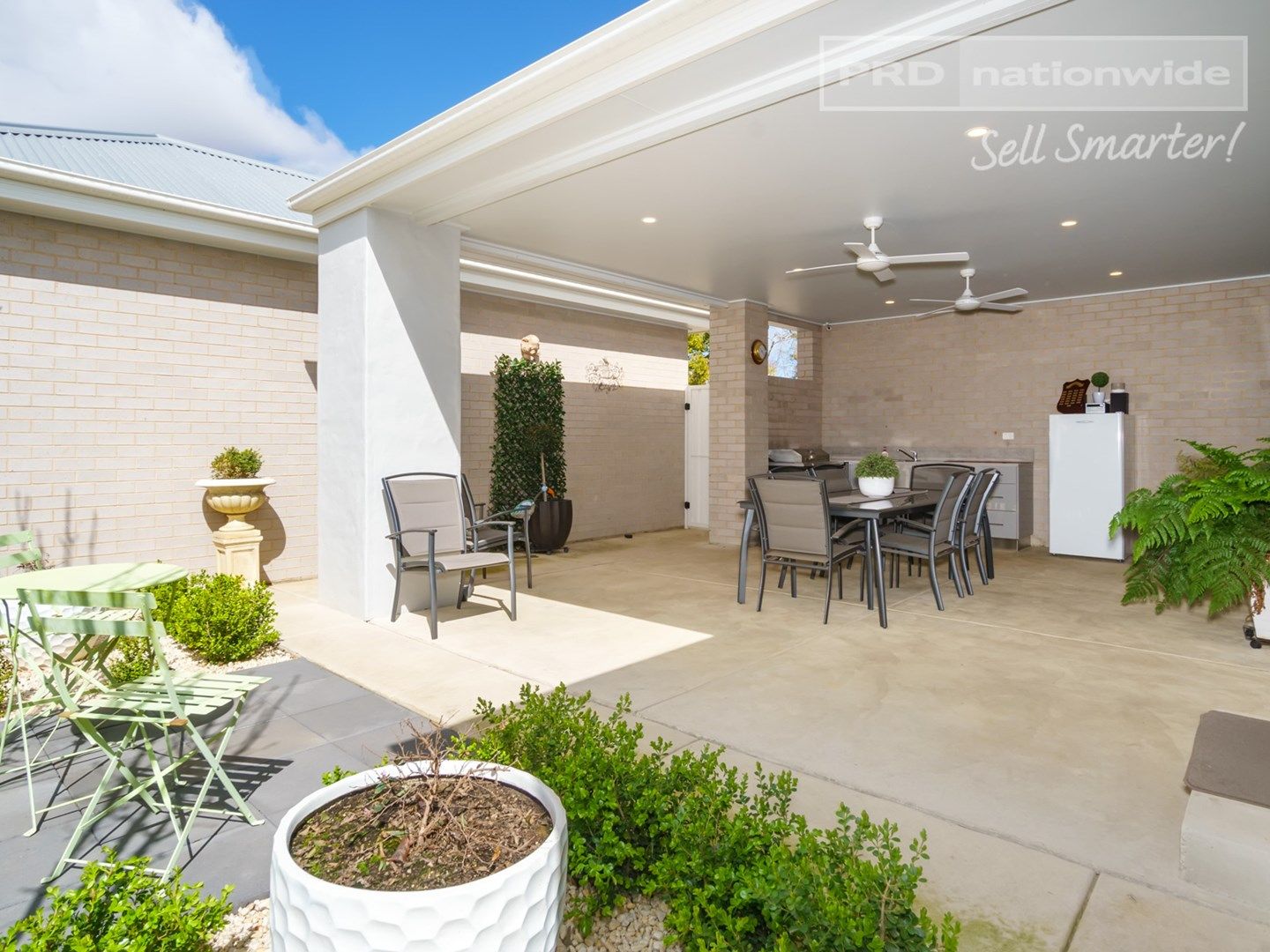 20 Sullivan Avenue, Wagga Wagga NSW 2650, Image 0