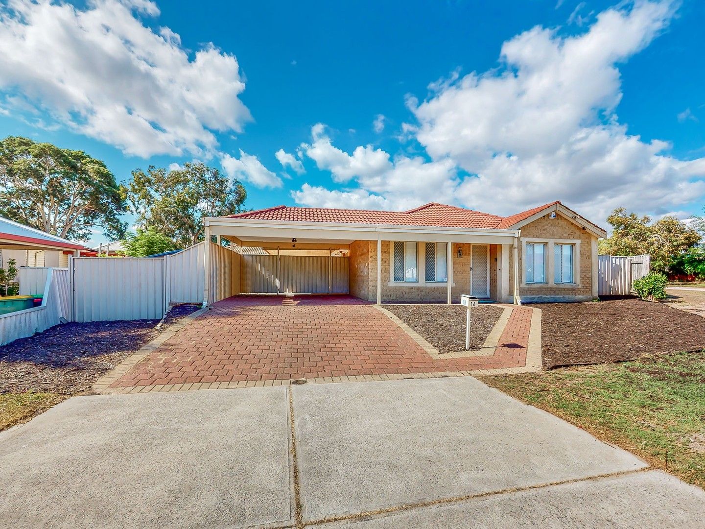 4 bedrooms House in 16 Pearson Street ASHFIELD WA, 6054