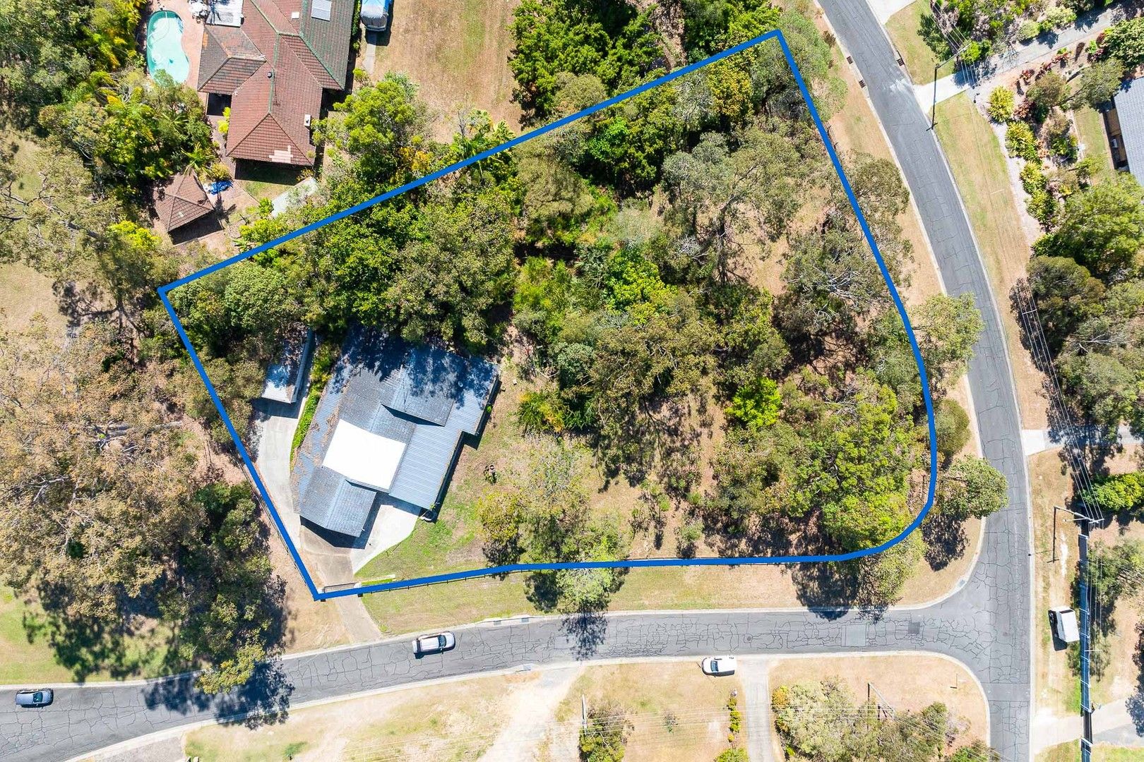 4 bedrooms House in 1 Bibba Court MUDGEERABA QLD, 4213