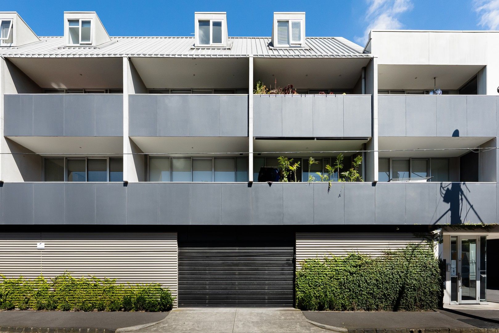 2 bedrooms Apartment / Unit / Flat in 12/56 John Street CLIFTON HILL VIC, 3068