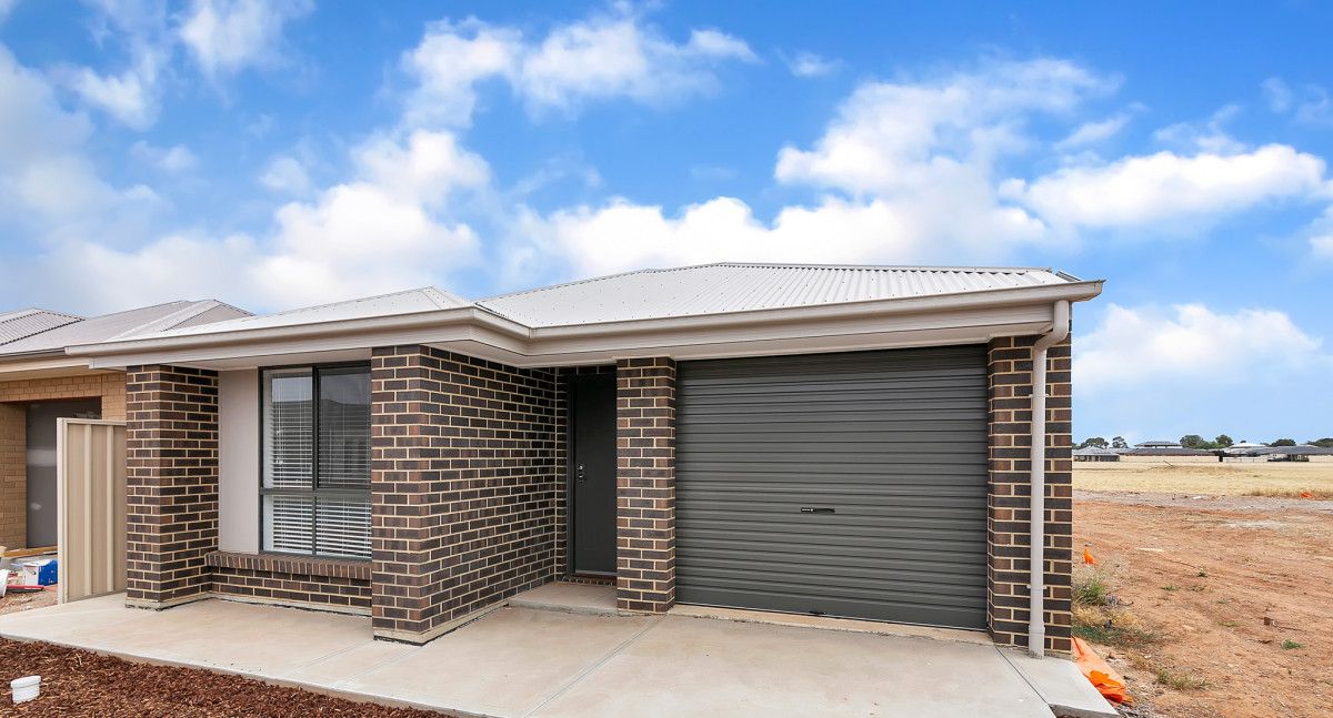 3 bedrooms House in 11 Geoff Road MUNNO PARA WEST SA, 5115