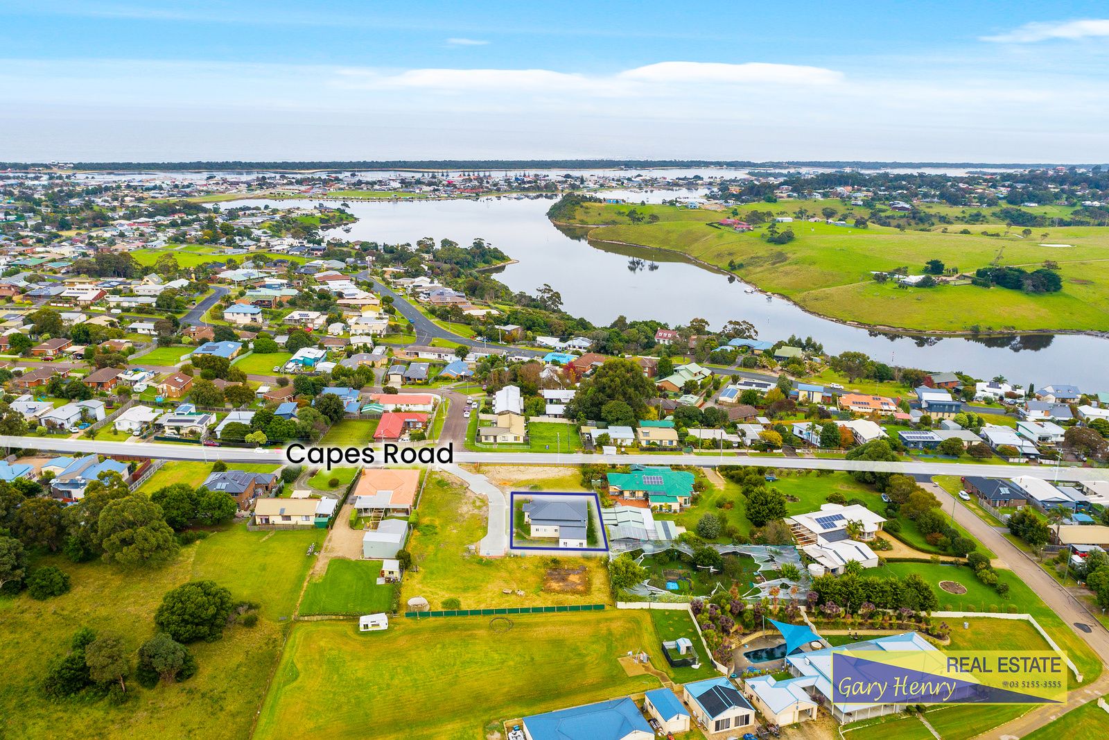 2/58 Capes Road, Lakes Entrance VIC 3909, Image 1