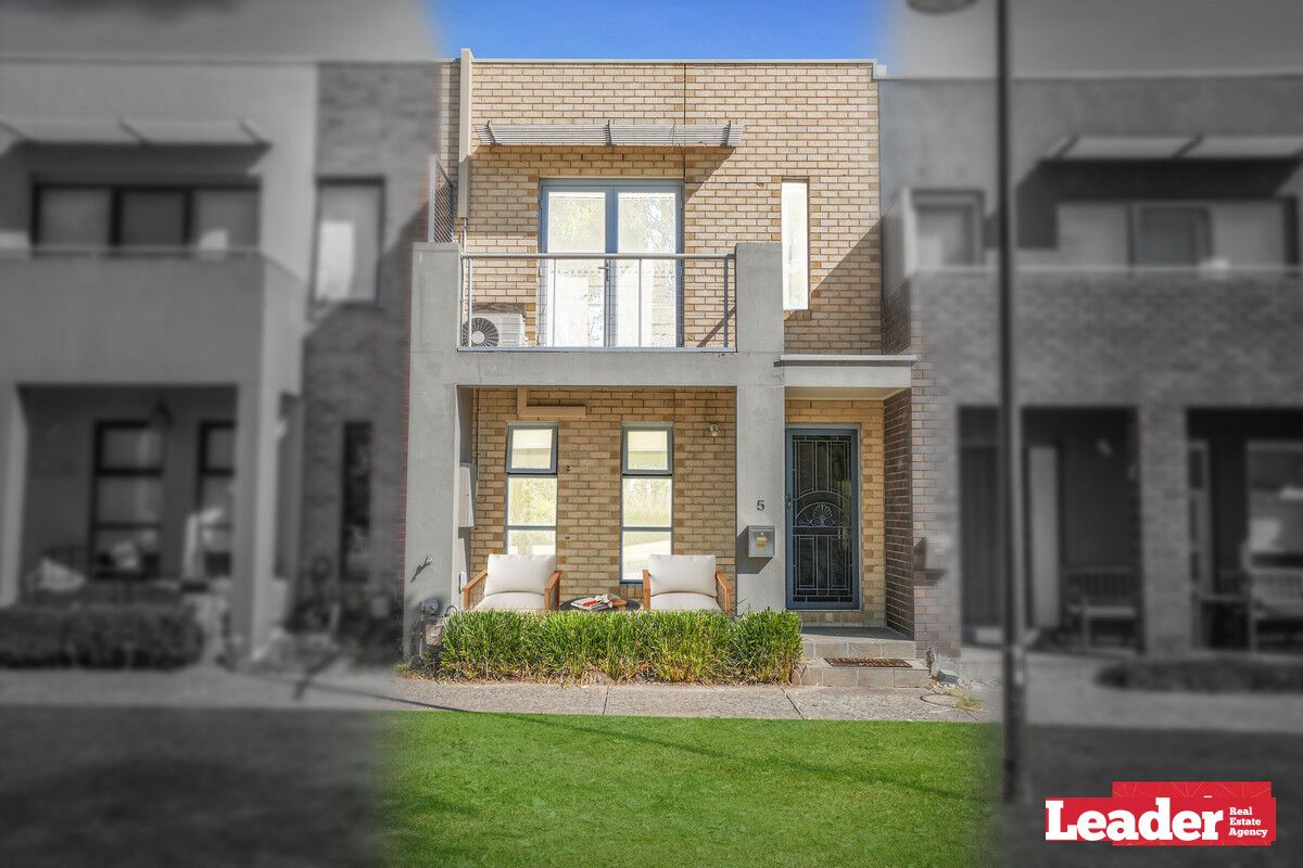 2 bedrooms Townhouse in 5 Dante Walk MERNDA VIC, 3754