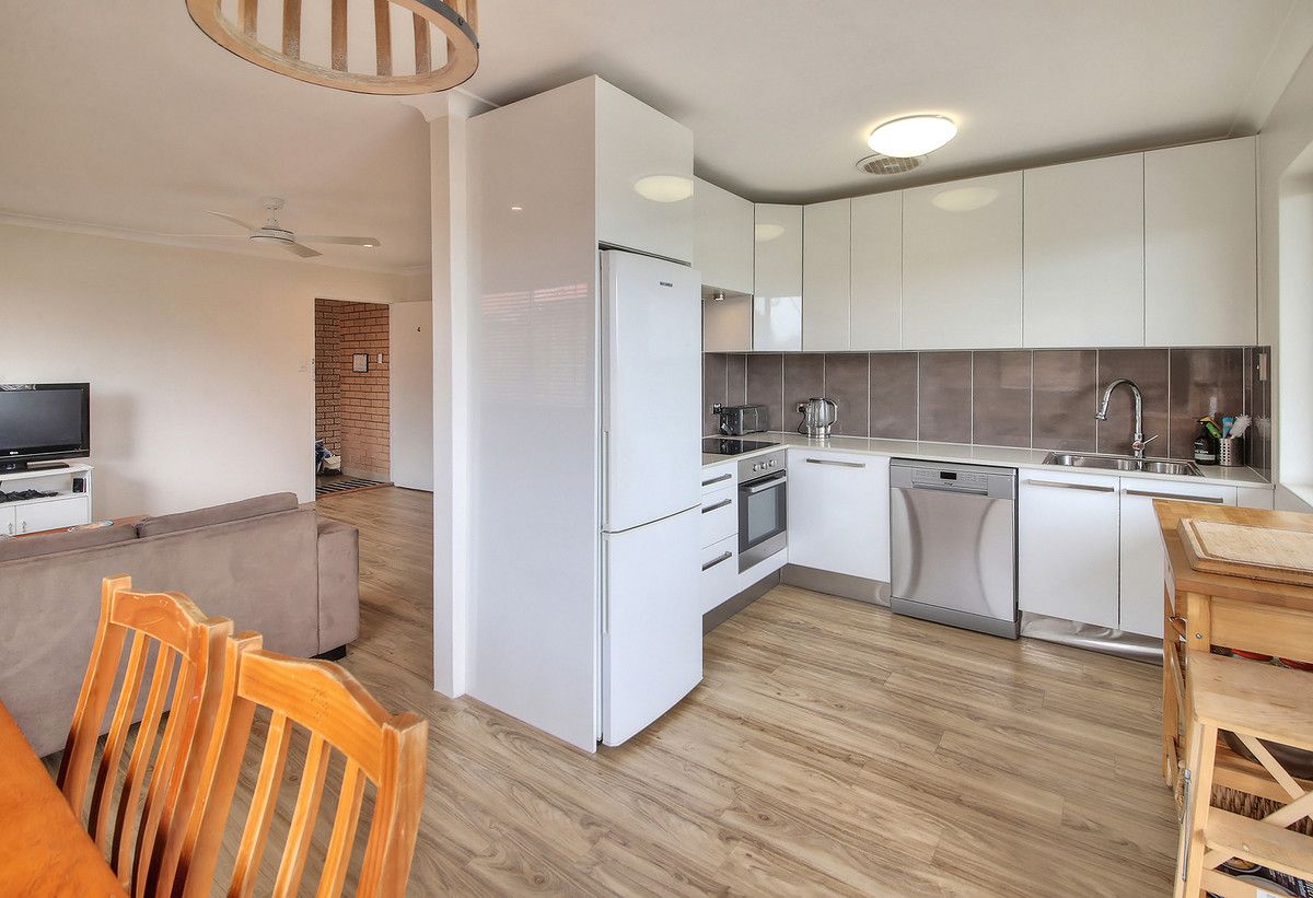 2 bedrooms Apartment / Unit / Flat in 4/14 Gainsborough Street MOOROOKA QLD, 4105