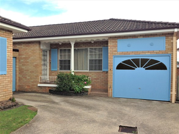 2/79 Greenacre Road, Connells Point NSW 2221