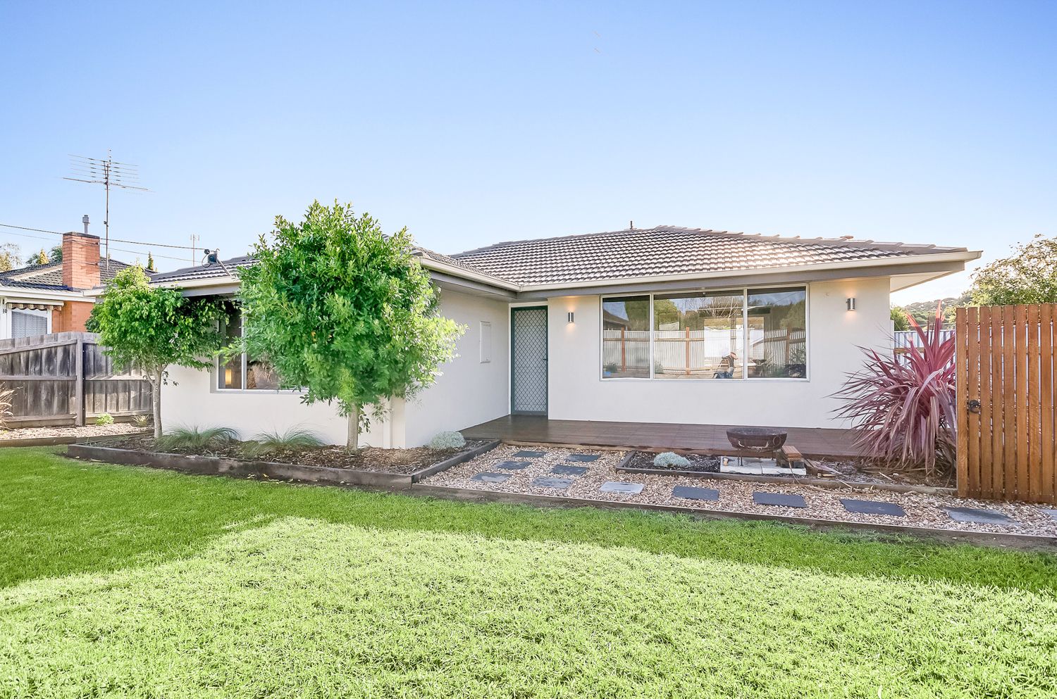 2 bedrooms House in 1/48 Palmerston Street DRYSDALE VIC, 3222