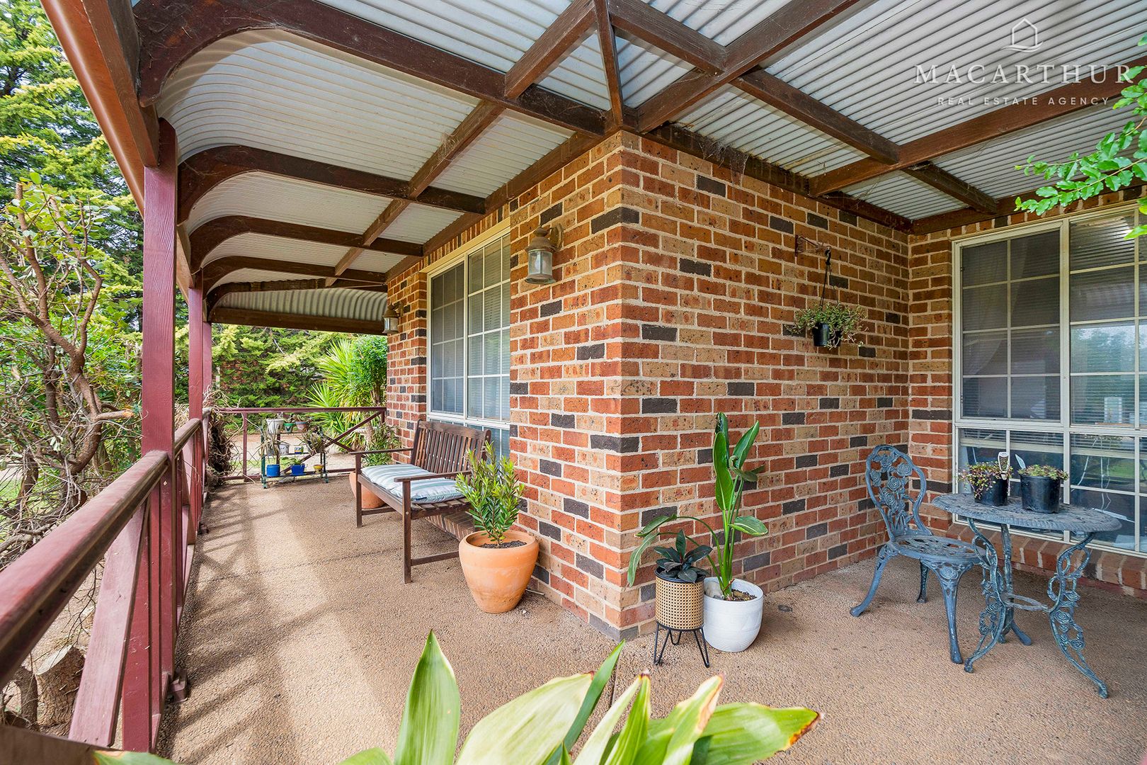 4 Lamilla Street, Glenfield Park NSW 2650, Image 2