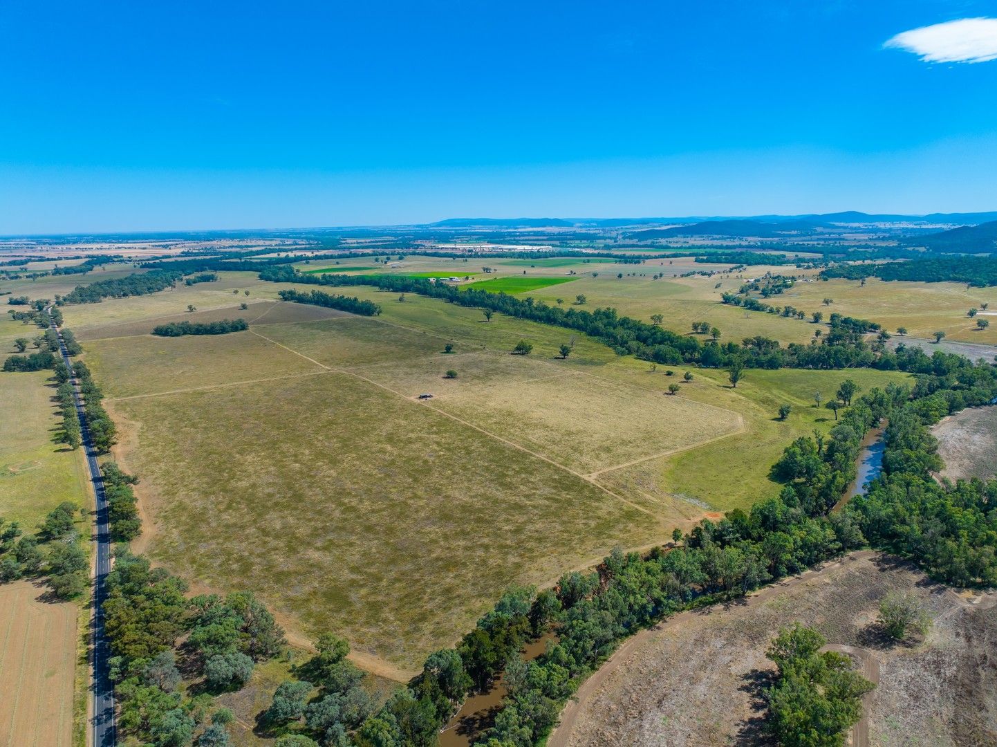 Lachlan Valley Way, Gooloogong NSW 2805, Image 0