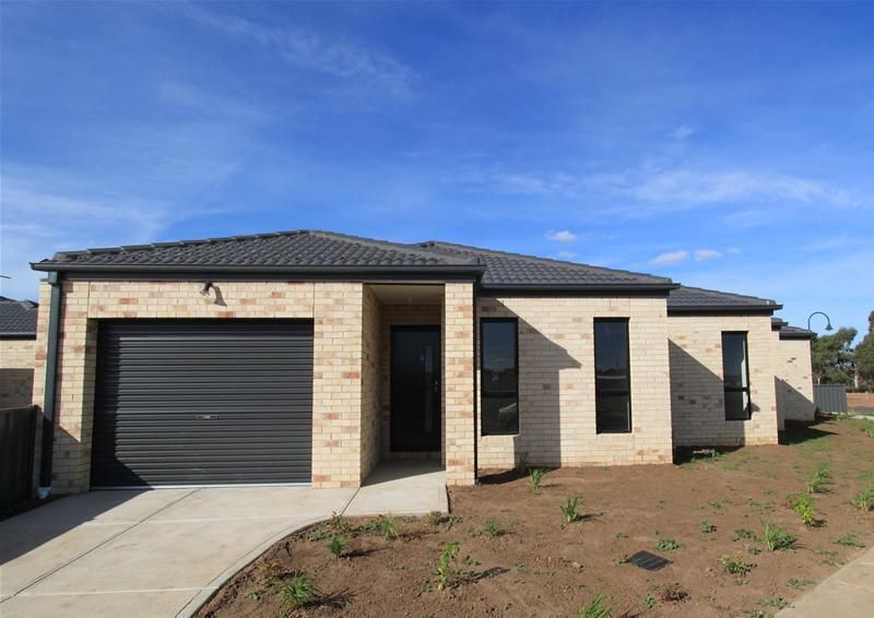 1/21-29 Lakewood Boulevard, Melton VIC 3337, Image 0