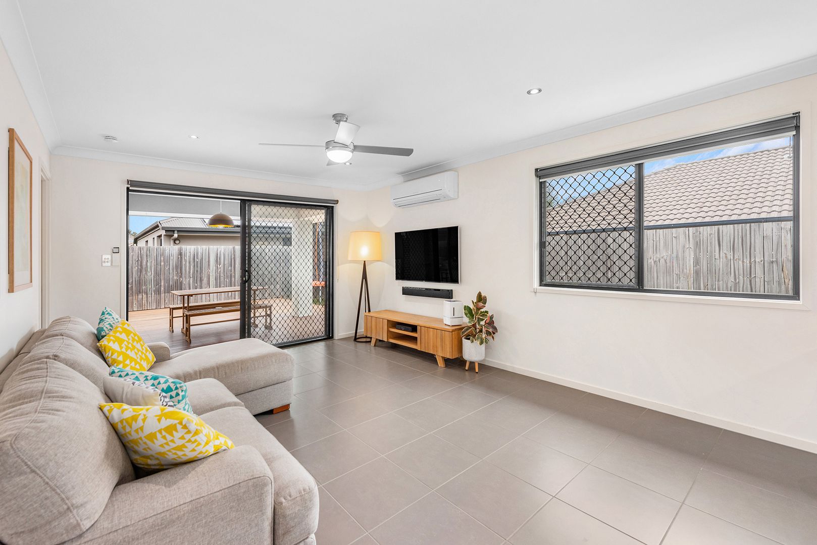 4 Dinnigan Crescent, Durack QLD 4077, Image 2