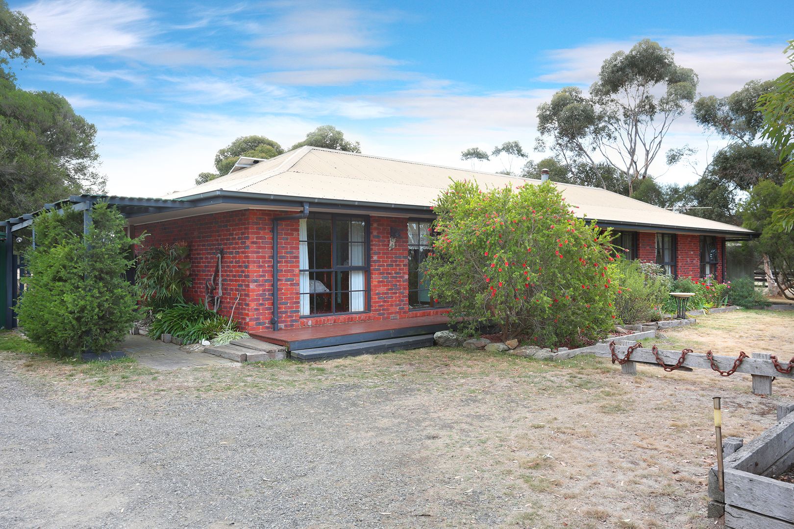 75 Palmer Rd, Sunbury VIC 3429, Image 2