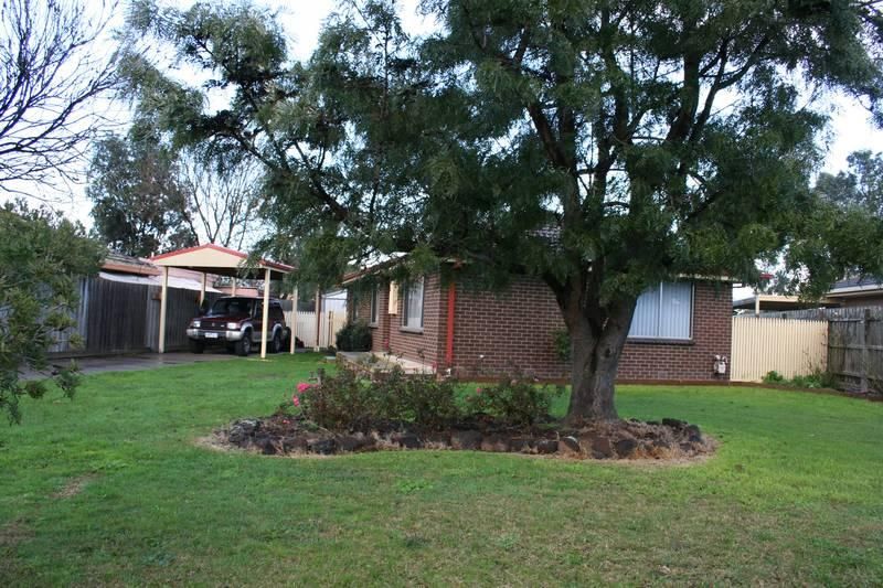 7 Home Road, NAR NAR GOON VIC 3812, Image 1