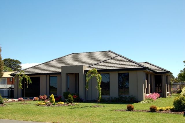 2 bedrooms House in 28 Clarence Street PERTH TAS, 7300