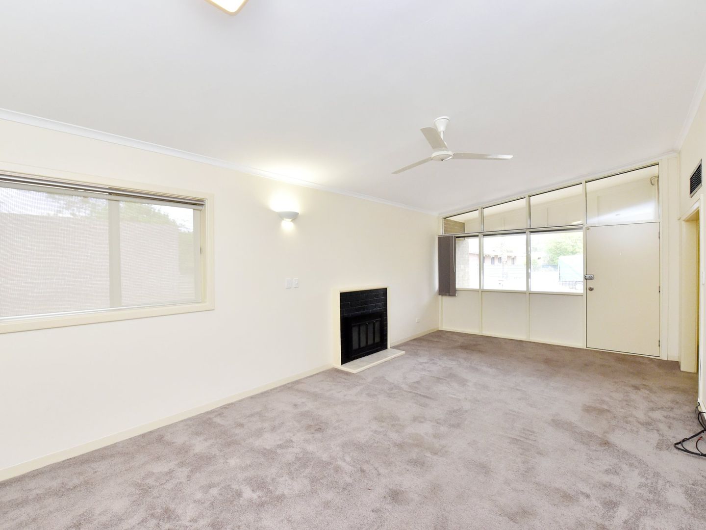 21 Hablett Crescent, Gillen NT 0870, Image 1