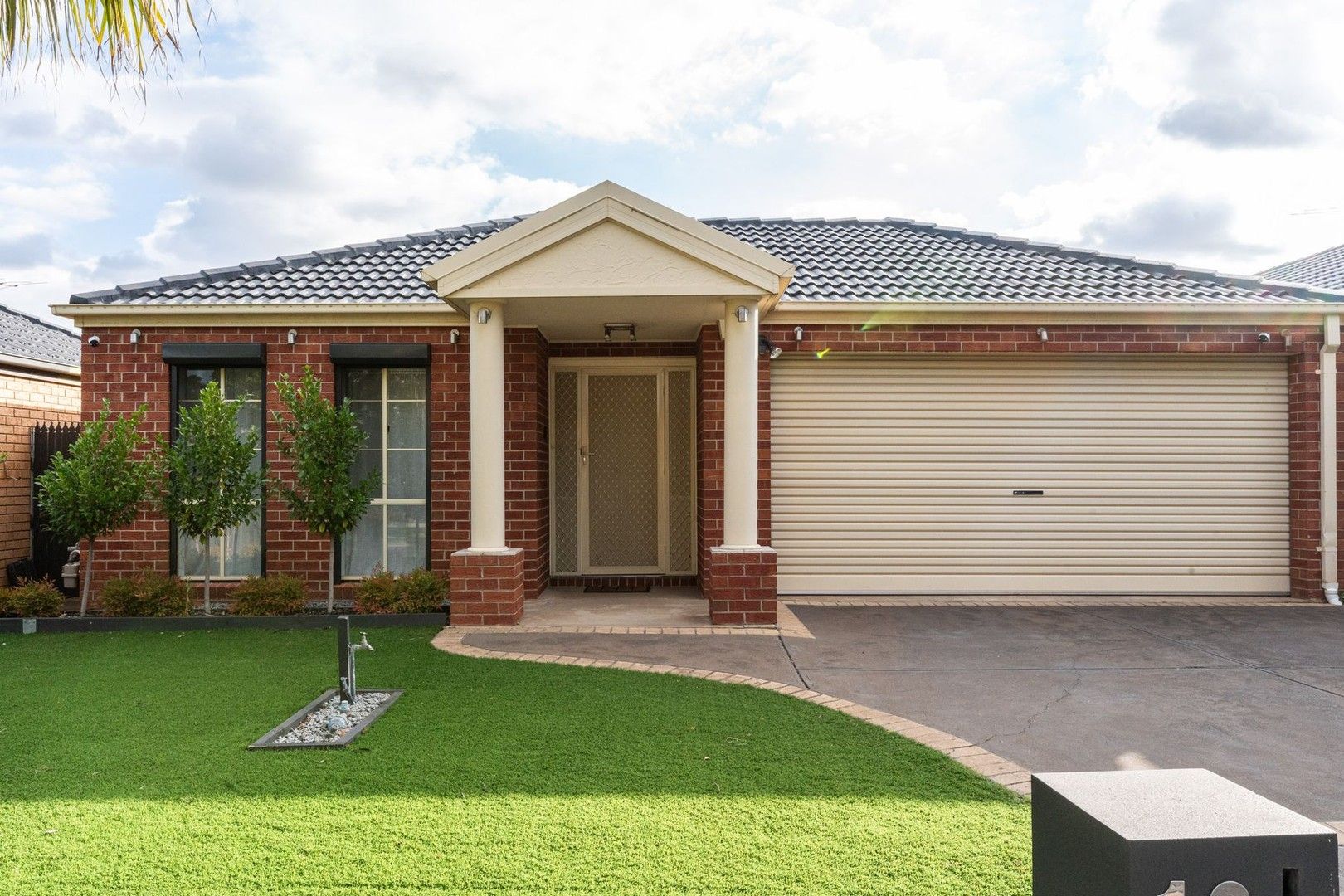 18 Olsen Retreat, Caroline Springs VIC 3023, Image 0