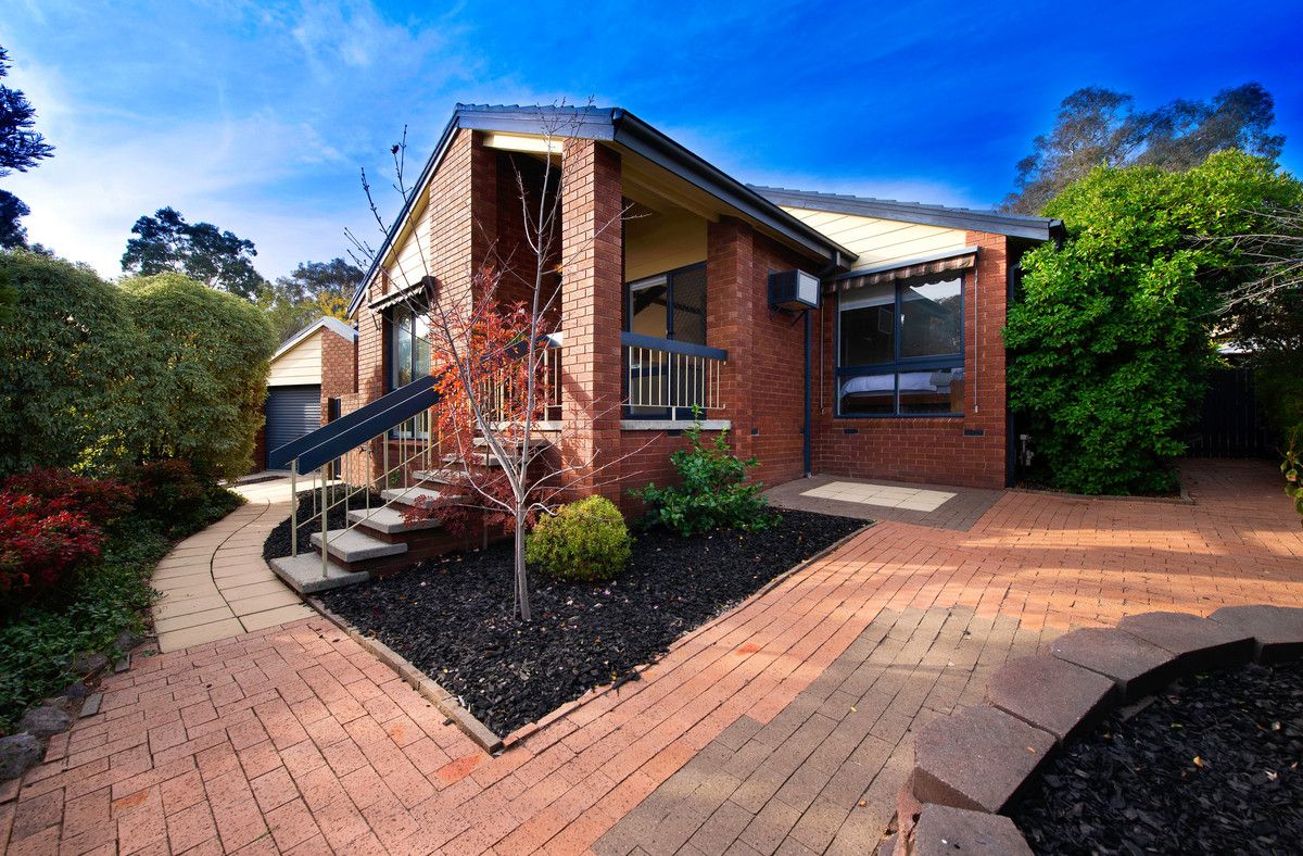 27 Guthridge Crescent, Wanniassa ACT 2903, Image 0