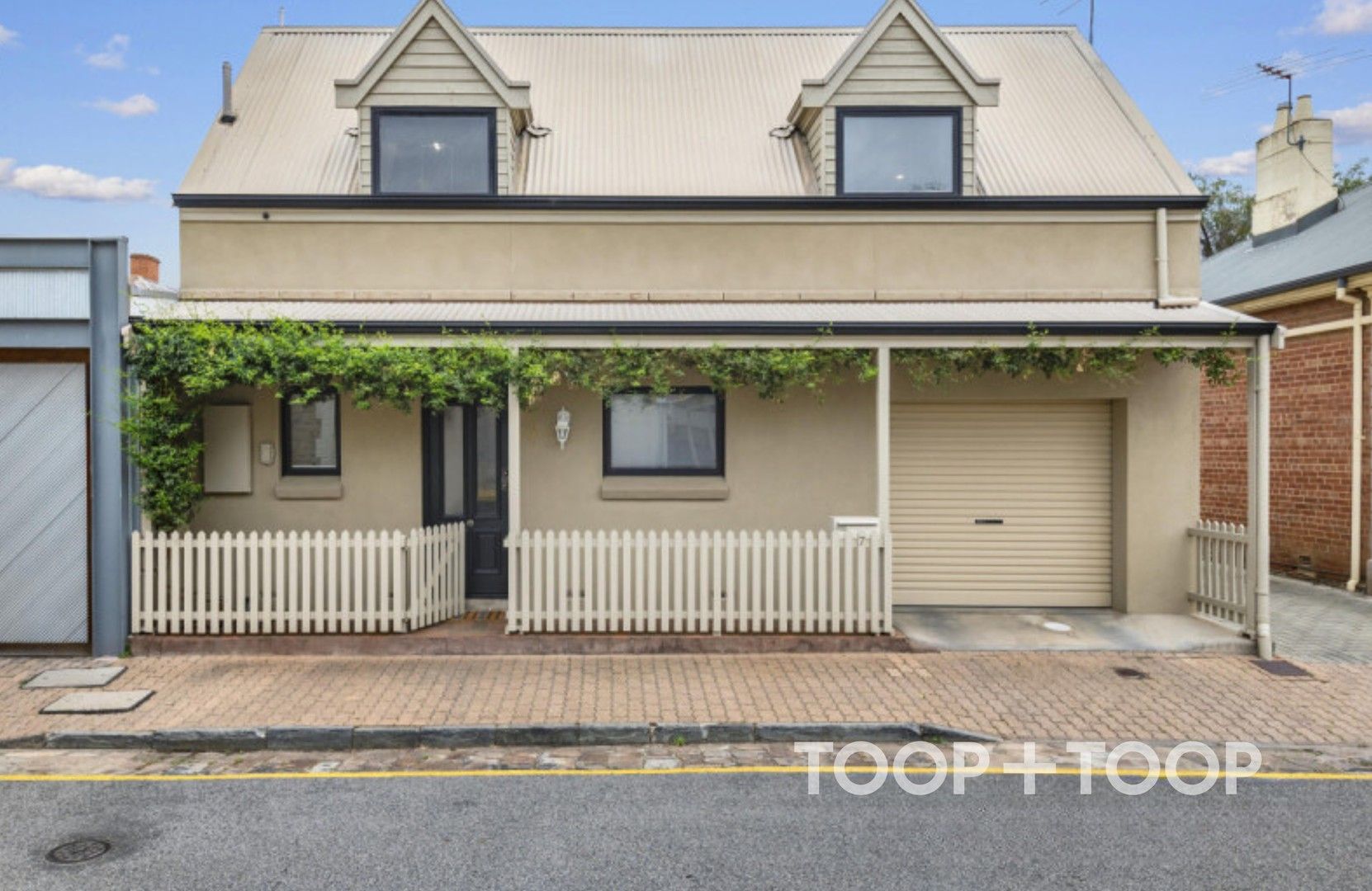 2 bedrooms Townhouse in 7 Edith Place NORTH ADELAIDE SA, 5006
