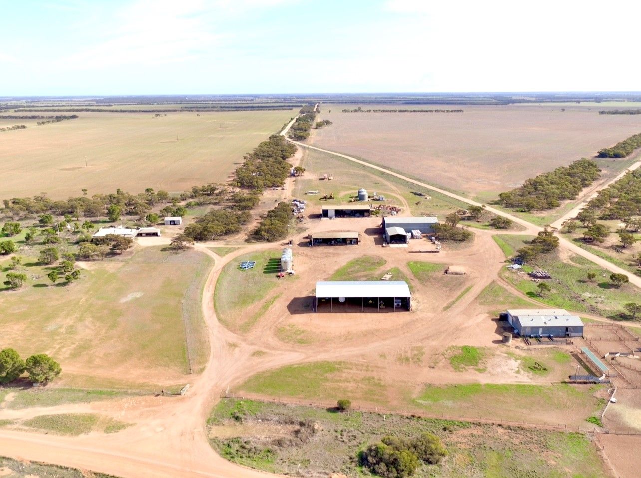 5 bedrooms Rural in 1830 Finlayson Road PETINA SA, 5680