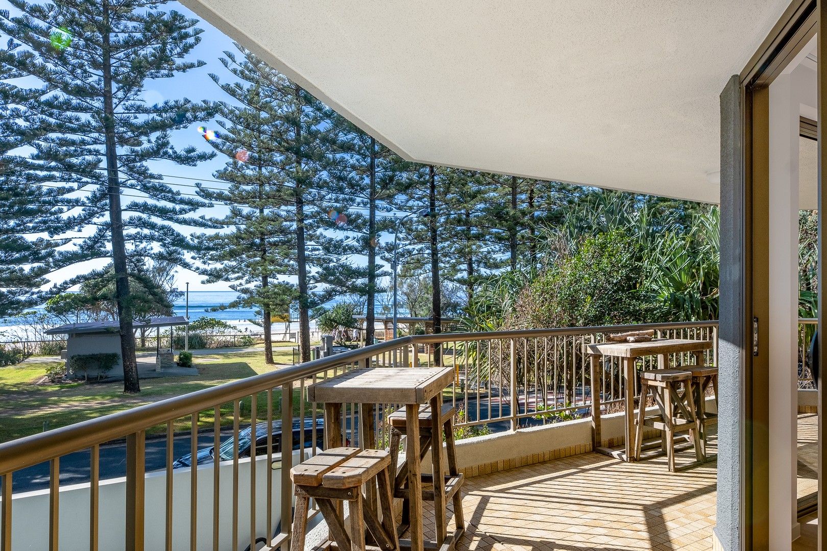 2/164 The Esplanade, Burleigh Heads QLD 4220, Image 1