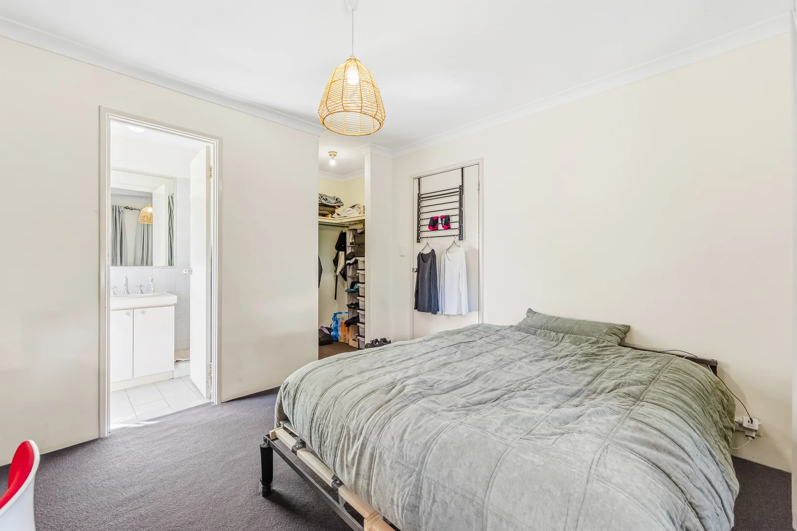 Additional image 10 of 323 Belmont Avenue, Cloverdale WA 6105