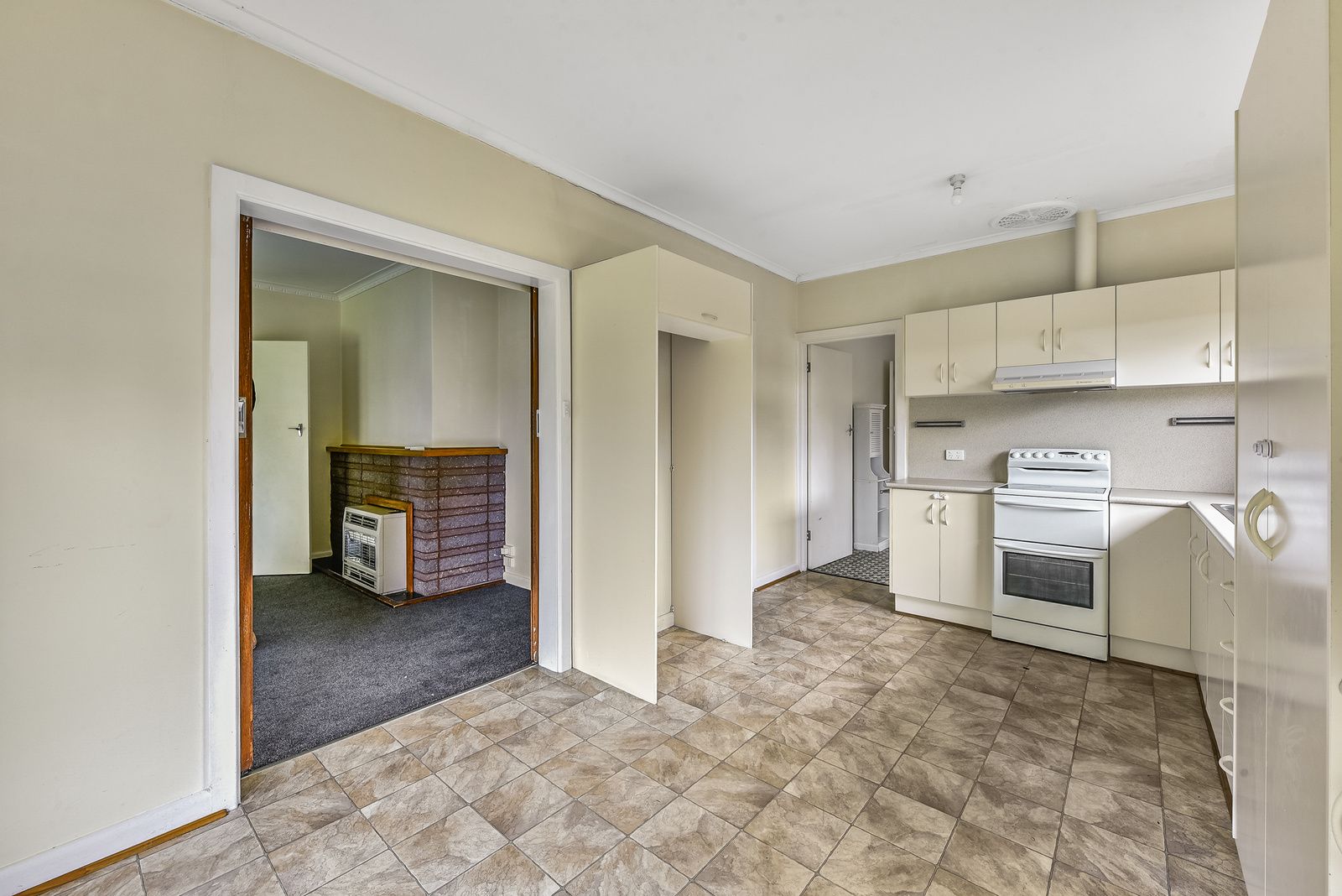 18 Monash Terrace, Millicent SA 5280, Image 2