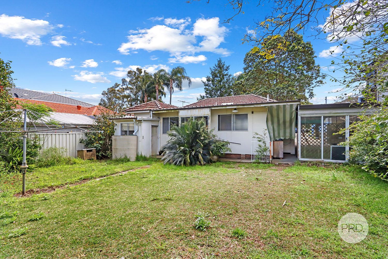 24 Wonoona Parade West, Oatley NSW 2223, Image 2