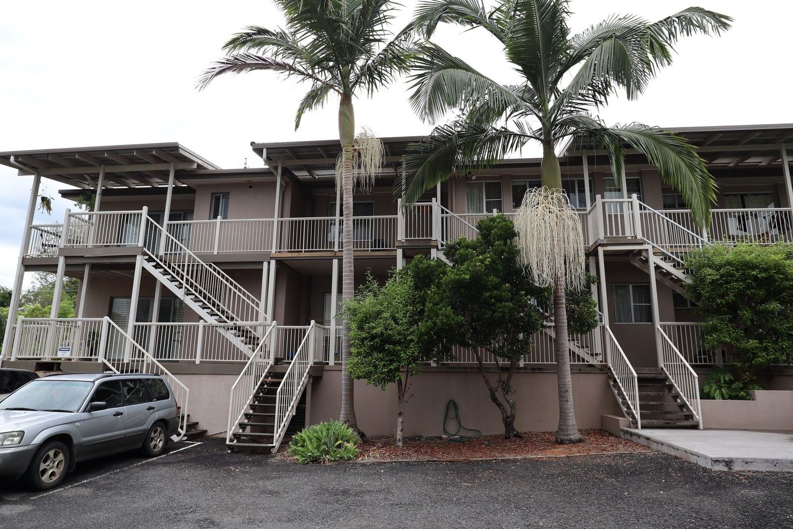 2 bedrooms Apartment / Unit / Flat in 2/81 Cathcart Street GIRARDS HILL NSW, 2480