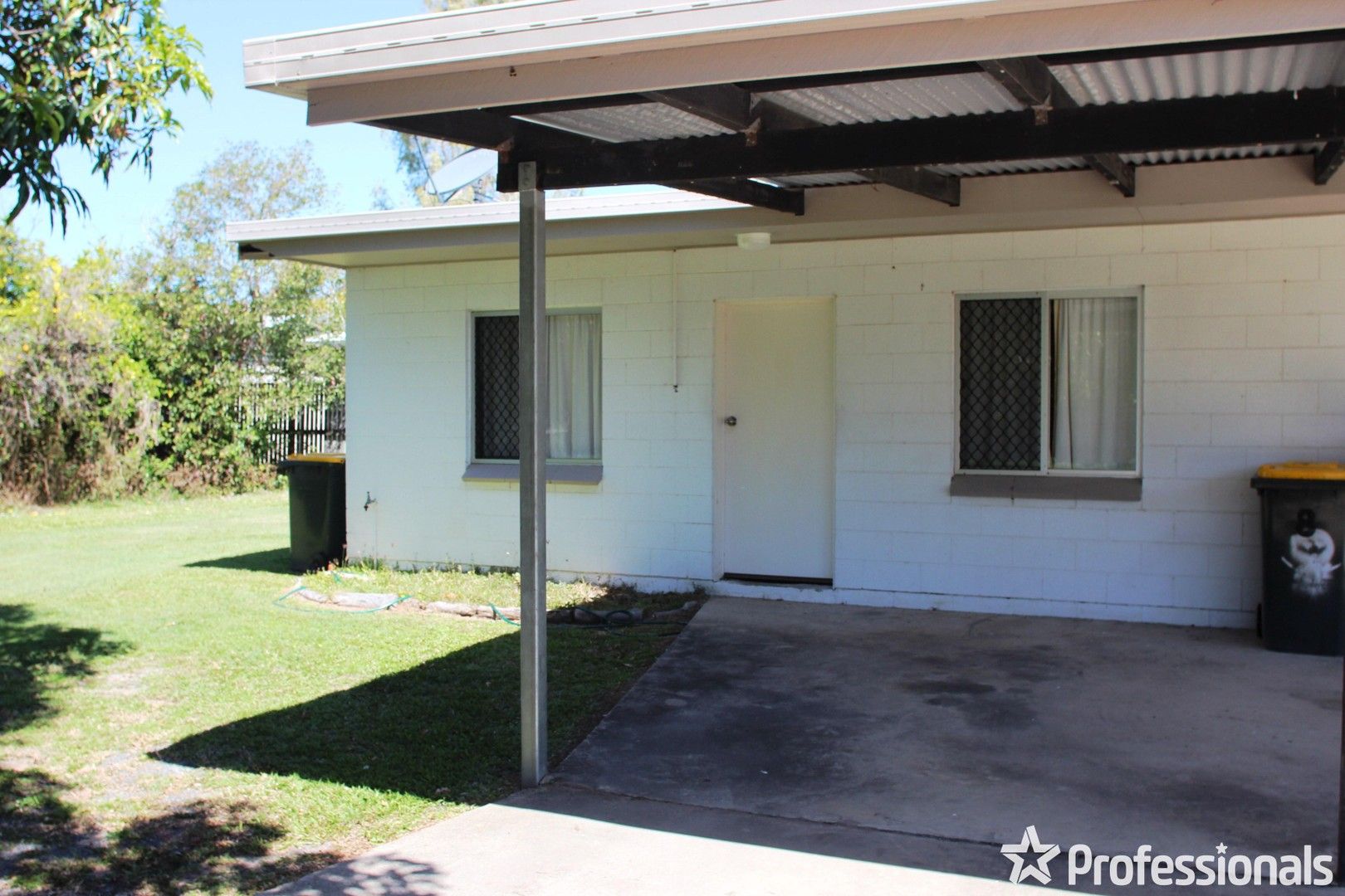 9/30 Canberra Street, North Mackay QLD 4740, Image 2