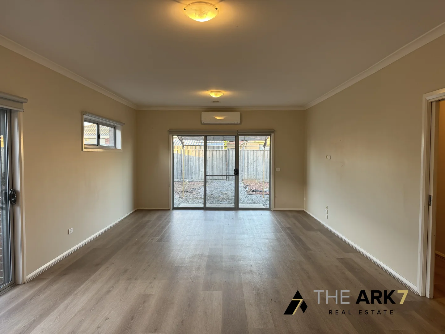 Additional image 11 of 40 Barleygrass Crescent, Brookfield VIC 3338