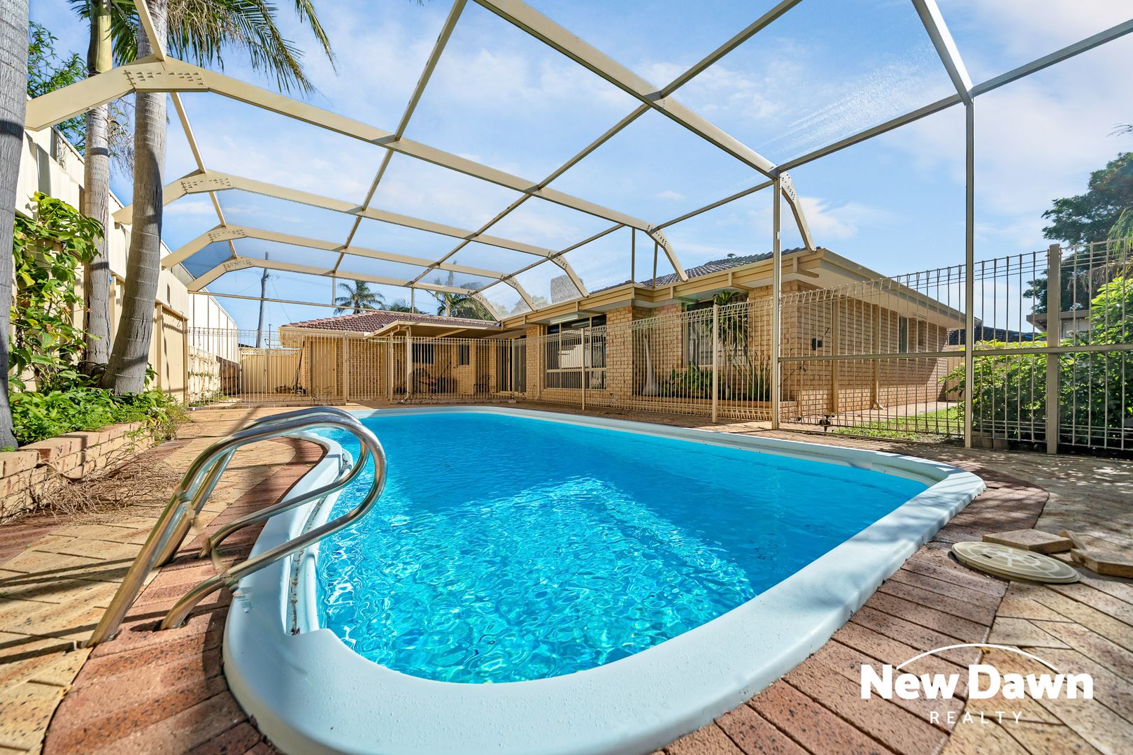 34 Christowe Drive, Swan View WA 6056, Image 1