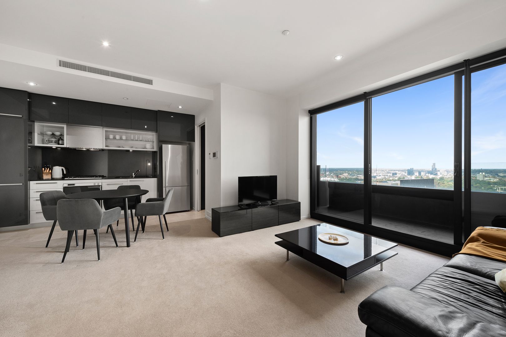 3703/7 Riverside Quay, Southbank VIC 3006, Image 2