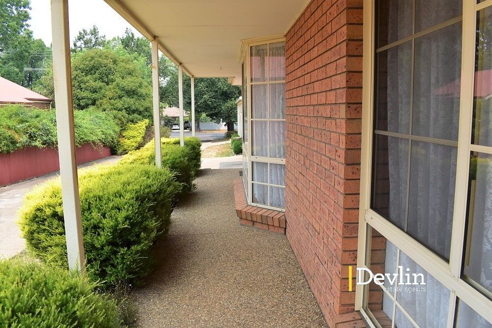 2/36 Bridge Road, Beechworth VIC 3747, Image 2