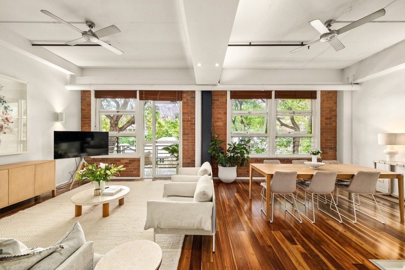 2 bedrooms Apartment / Unit / Flat in 52/110 Macquarie Street TENERIFFE QLD, 4005
