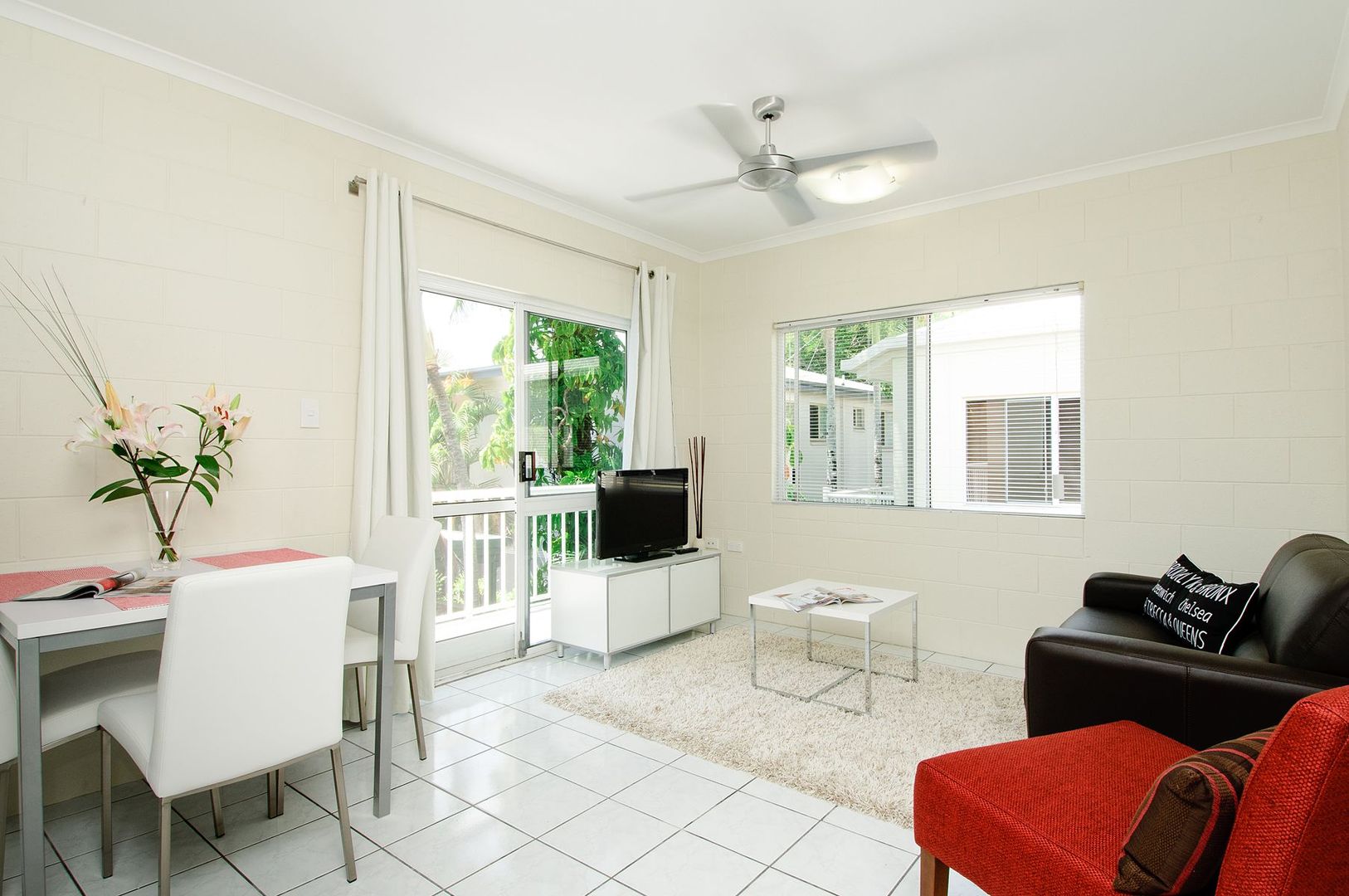 8 Kidston Street, Cairns QLD 4870, Image 1