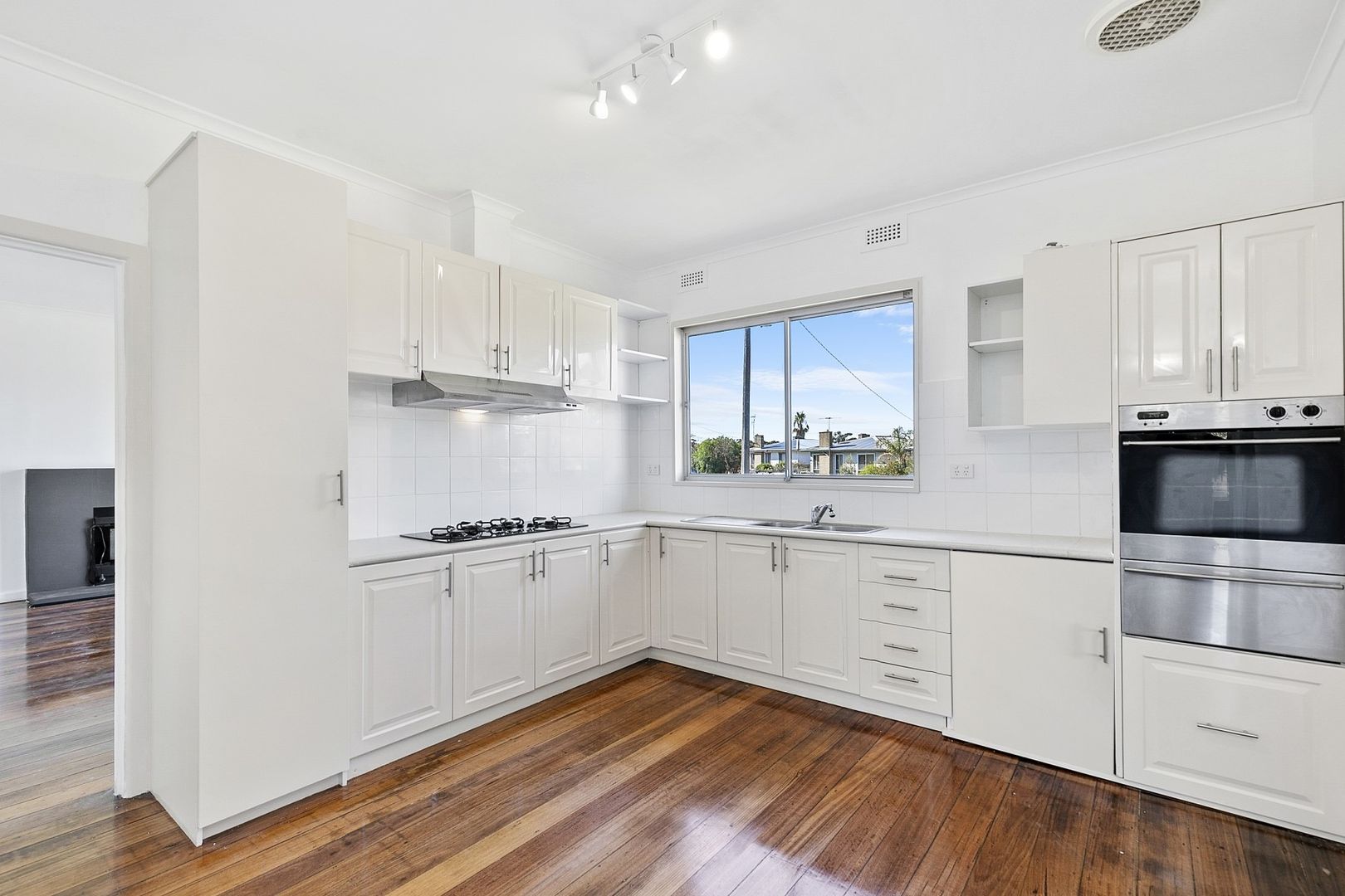 5 Smith St, Winchelsea VIC 3241 House For Rent Domain