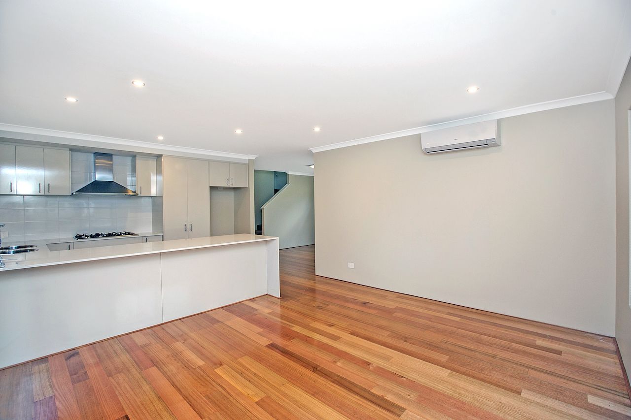 4 bedrooms House in 9 Clague Street RIVERVALE WA, 6103