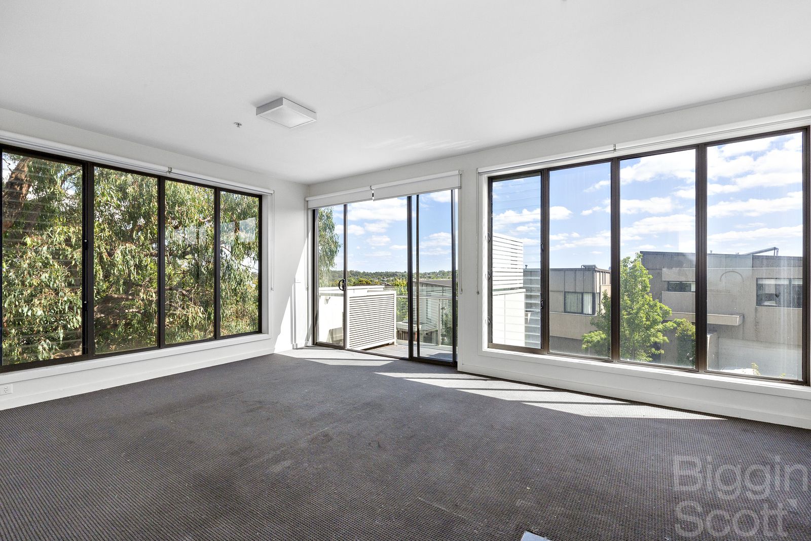 104/4 Yarra Bing Crescent, Burwood VIC 3125, Image 0