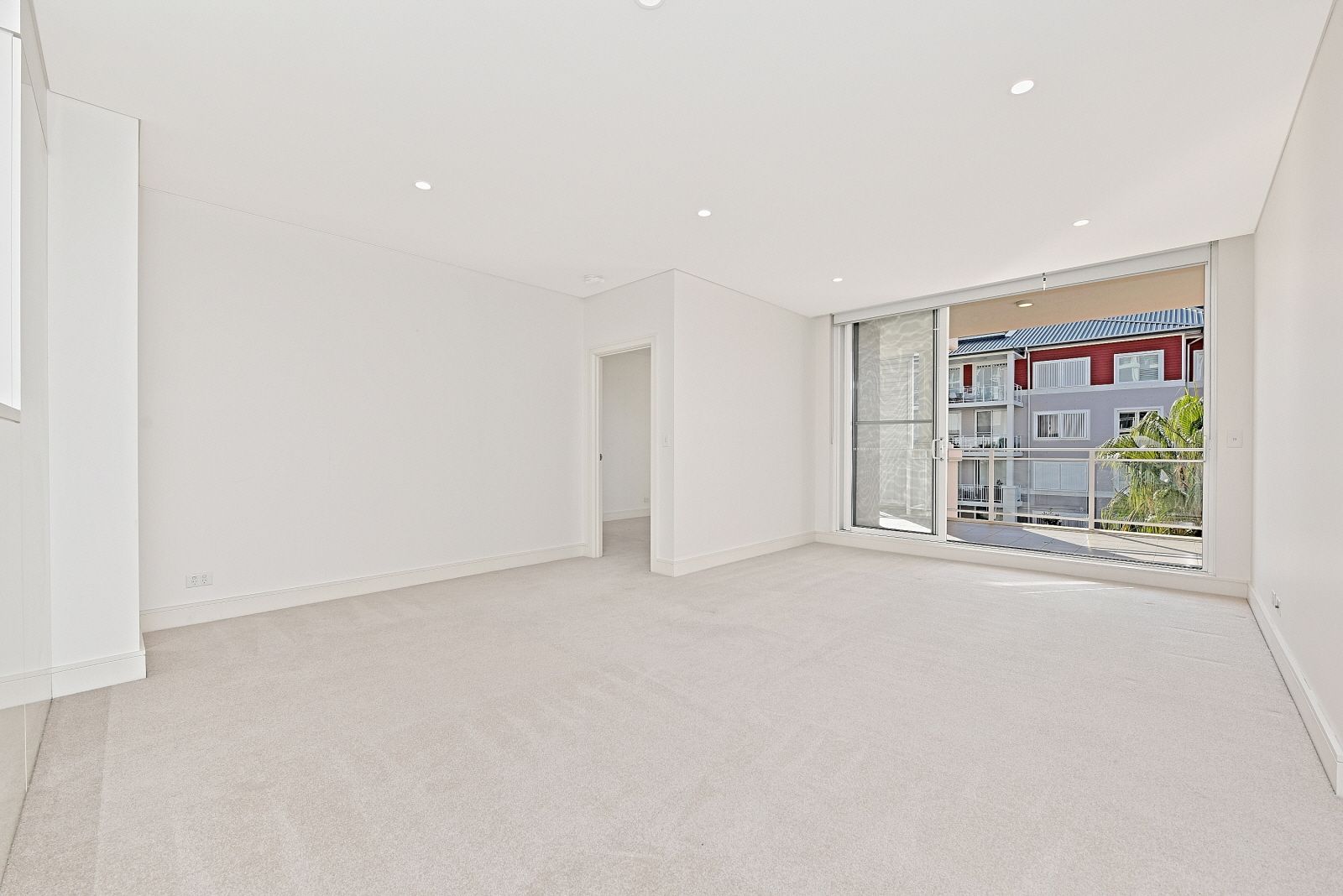 2 bedrooms Apartment / Unit / Flat in 418/2 Palm Avenue BREAKFAST POINT NSW, 2137