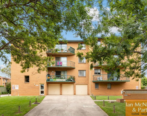 4/15 Mowatt Street, Queanbeyan East NSW 2620