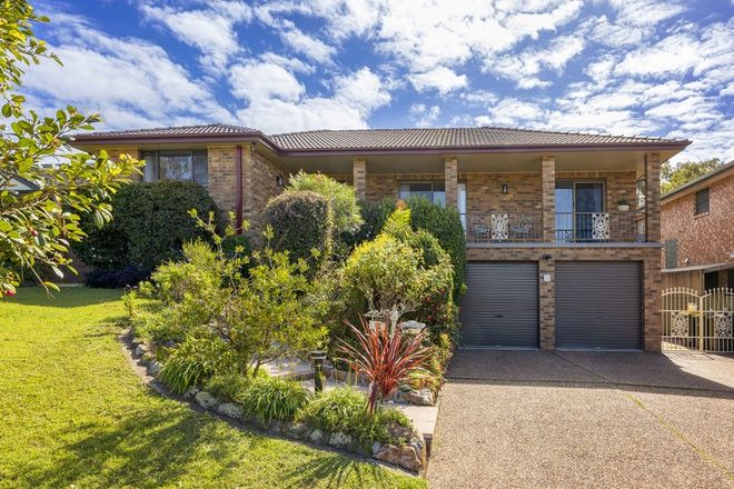 Picture of 28 Dalveen Road, BOLWARRA HEIGHTS NSW 2320