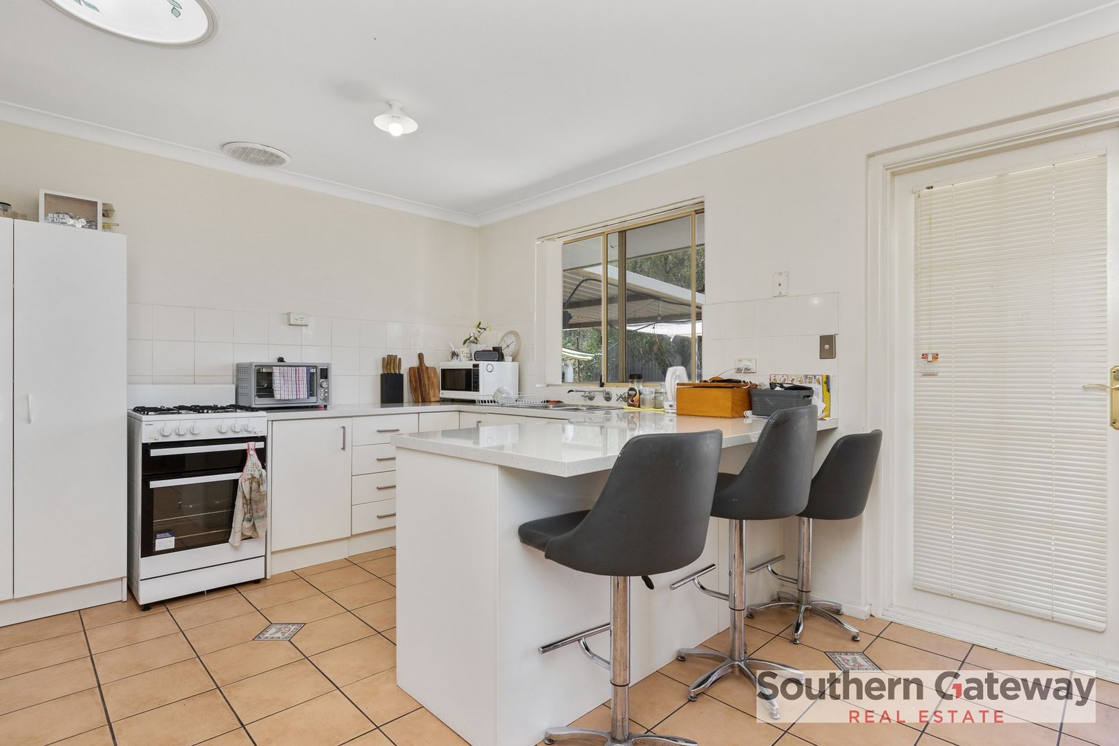 8 Jacques Place, Orelia WA 6167, Image 1