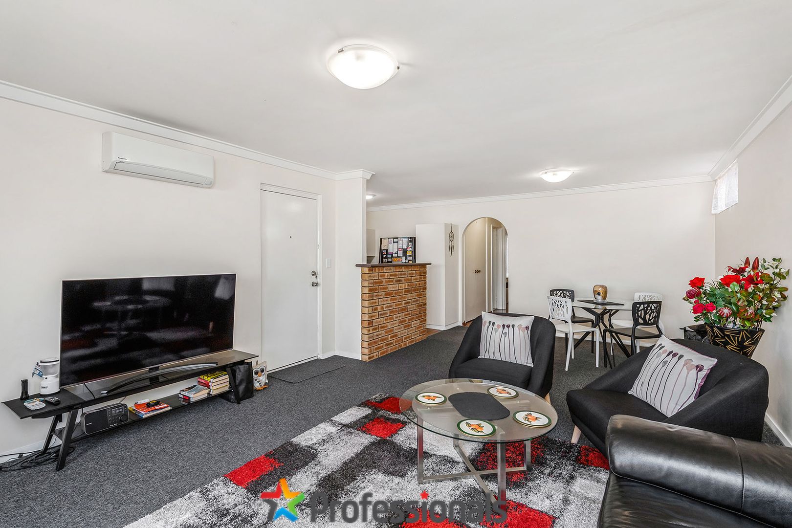 7/11 Creery Street, Dudley Park WA 6210, Image 2